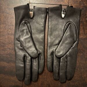 Danier Black Leather Women’s Gloves
